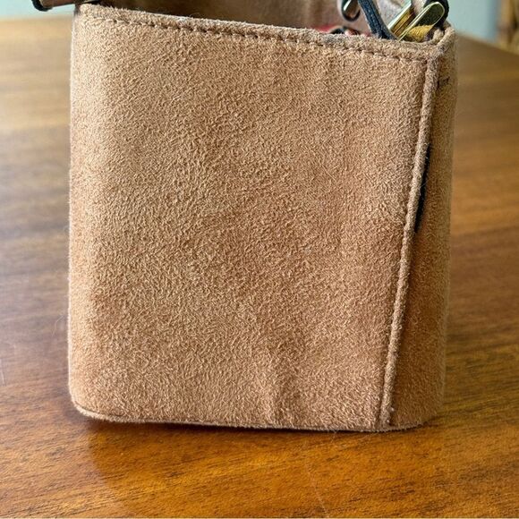 Victoria’s Secret Tan Suede Feel Dream Angels Heavenly Gift Set Bag - Picture 5 of 14